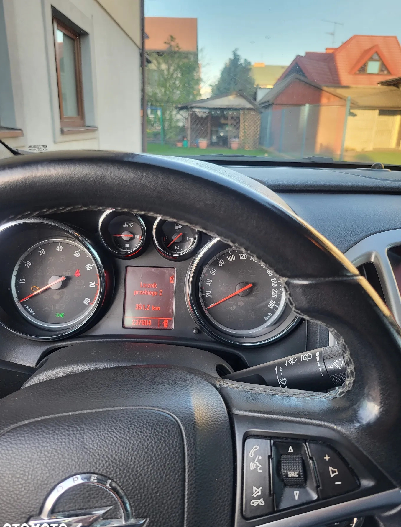 Opel Astra cena 22500 przebieg: 237600, rok produkcji 2011 z Sulejów małe 137